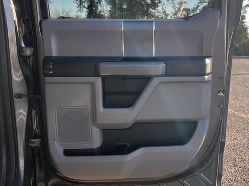 Used 2016 Ford F150 XLT w/ Equipment Group 301A Mid image 18