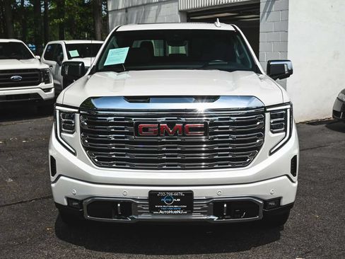 Used 2025 GMC Sierra 1500 Denali w/ Denali Reserve Package AWD/4WD image 2