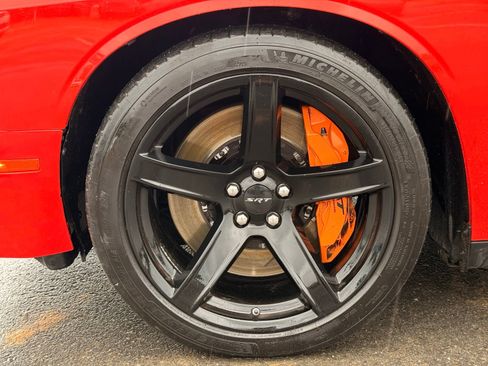 Used 2022 Dodge Challenger SRT Hellcat w/ Plus Package RWD image 22