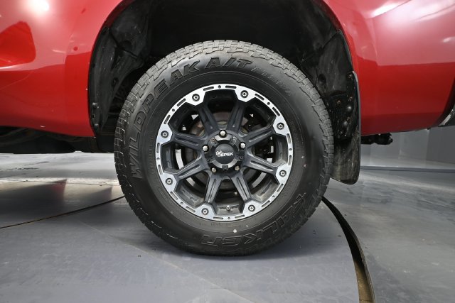 Used 2012 Toyota Tundra 4x4 Double Cab image 12