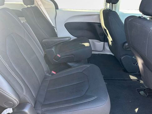 Used 2023 Chrysler Voyager LX FWD image 29