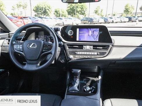 Certified 2025 Lexus ES 350 image 14