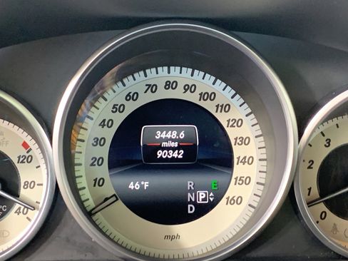 Used 2016 Mercedes-Benz E 550 Coupe image 24