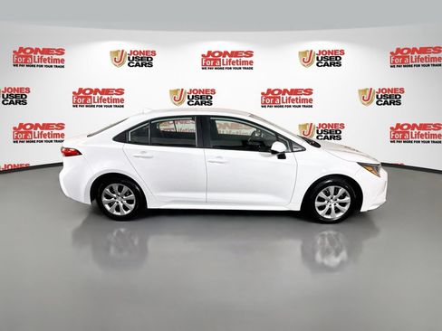 Certified 2026 Toyota Corolla LE FWD image 16