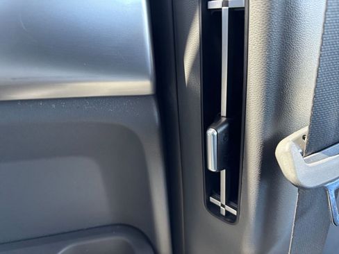 Used 2025 Hyundai Santa Fe SEL image 24