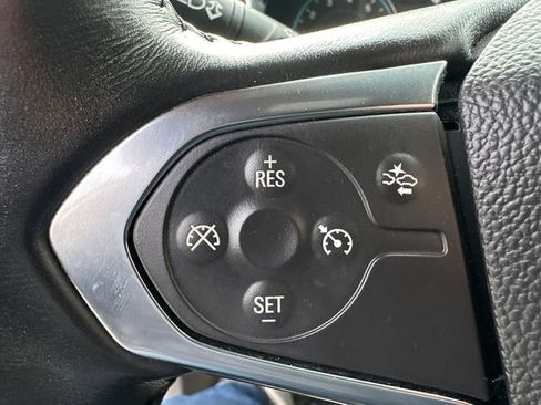 Used 2022 Chevrolet Traverse LT w/ LPO, Floor Liner Package image 31