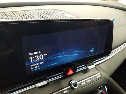 New 2026 Hyundai Elantra Limited image 7