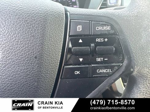 Used 2017 Hyundai Sonata SE w/ Cargo Package FWD image 19