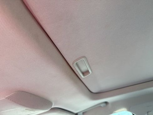 Used 2015 Ford Fusion SE FWD image 15