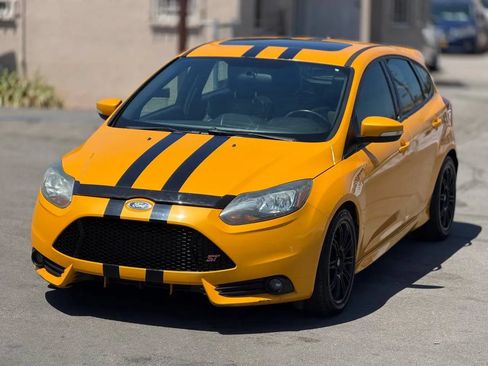 Used 2013 Ford Focus ST FWD image 5