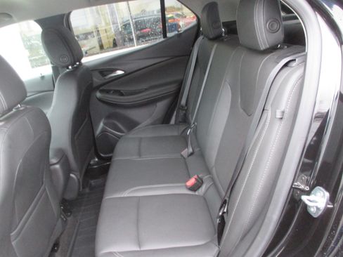 Used 2024 Buick Encore GX Sport Touring image 11