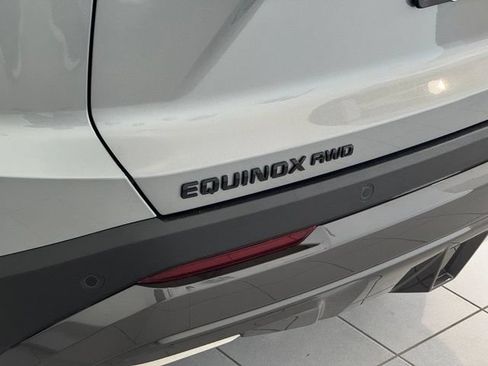 Used 2025 Chevrolet Equinox ACTIV AWD/4WD image 42