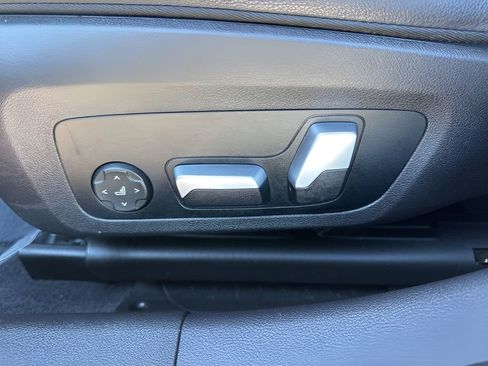 Used 2022 BMW 330i Sedan image 10