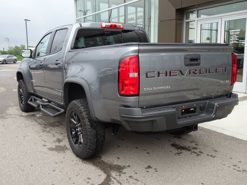 Used 2022 Chevrolet Colorado ZR2 w/ ZR2 Dusk Special Edition AWD/4WD image 3
