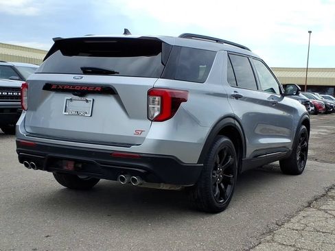 Used 2023 Ford Explorer ST w/ Equipment Group 401A AWD/4WD image 5