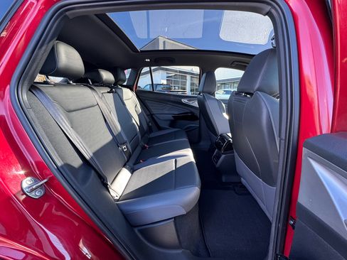 Used 2023 Volkswagen ID.4 Pro S image 23