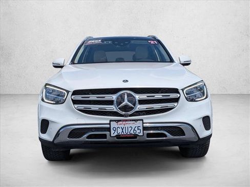 Used 2021 Mercedes-Benz GLC 300 4MATIC image 2