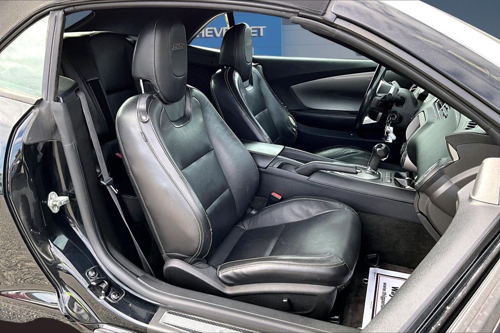 Used 2011 Chevrolet Camaro SS w/ RS Package RWD image 33