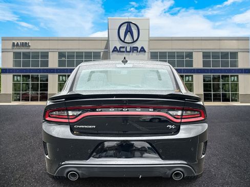 Used 2022 Dodge Charger R/T w/ Driver Convenience Group image 4