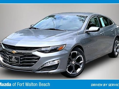 Used 2024 Chevrolet Malibu LT FWD image 2