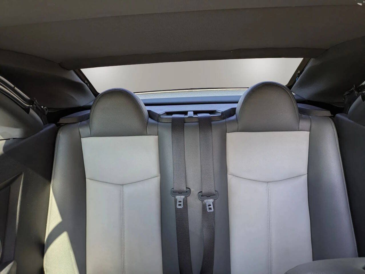Used 2012 Chrysler 200 Touring FWD image 20