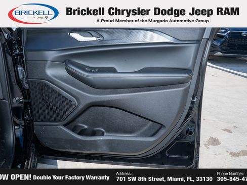 New 2025 Jeep Grand Cherokee Laredo X w/ Luxury Tech Group I image 13