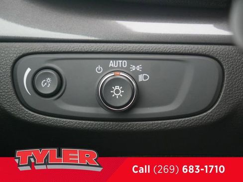Used 2019 Buick Encore Preferred FWD image 22
