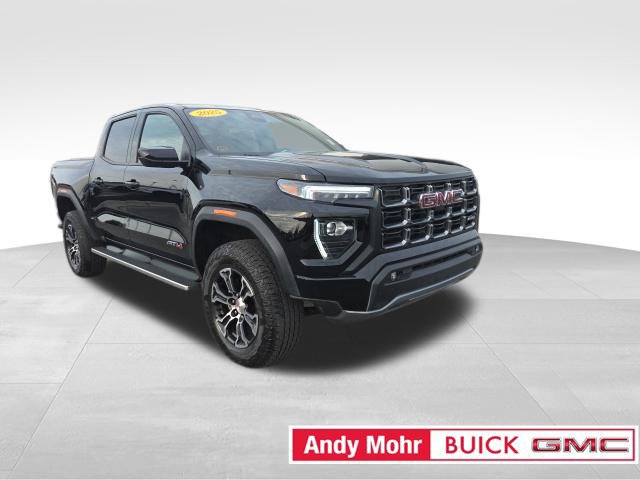Used 2025 GMC Canyon AT4 AWD/4WD image 7