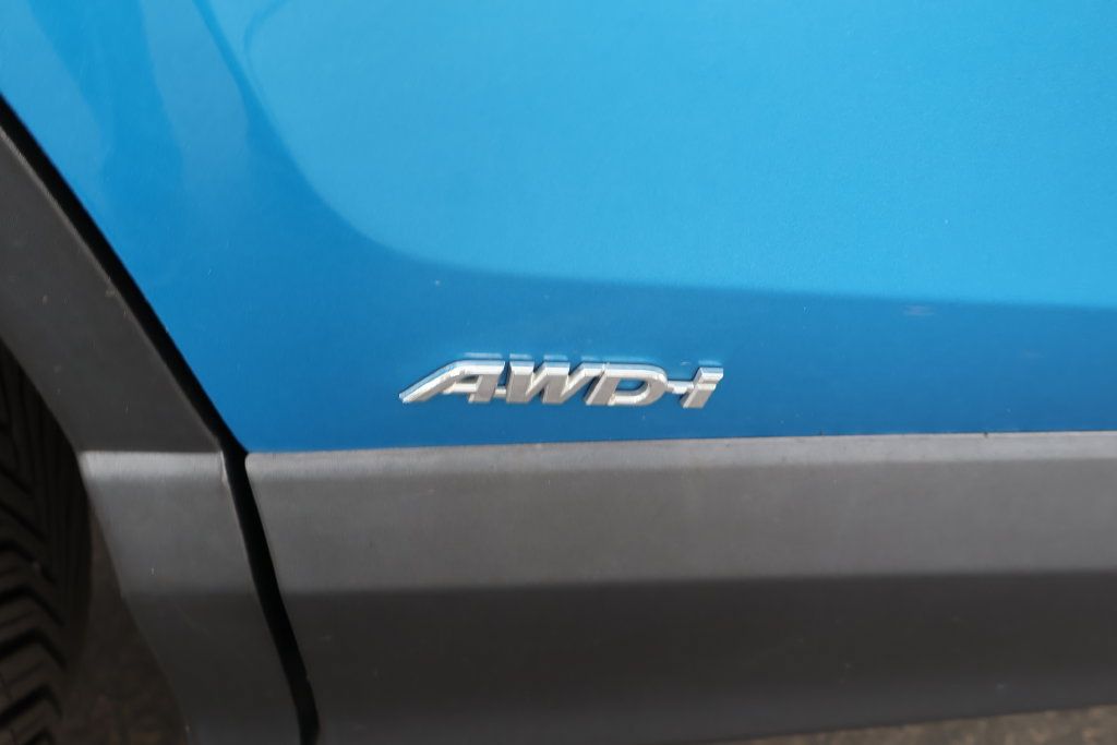 Certified 2018 Toyota RAV4 Limited w/ Advanced Technology Package AWD/4WD image 65