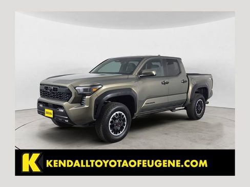 Certified 2025 Toyota Tacoma TRD Off-Road AWD/4WD image 1