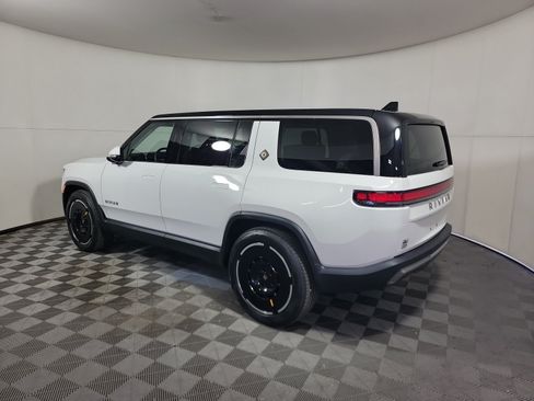 Used 2025 Rivian R1S Adventure AWD/4WD image 3