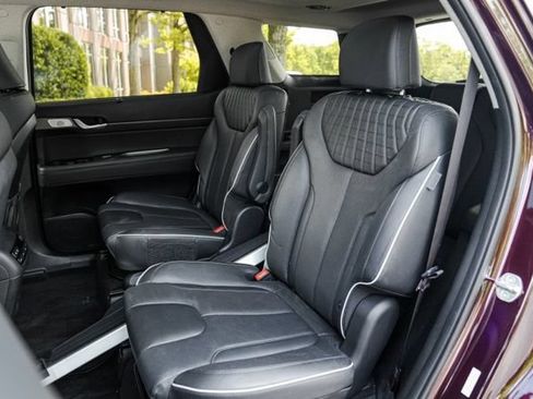 Used 2023 Hyundai Palisade Limited FWD image 46