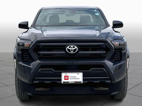Used 2024 Toyota Tacoma SR image 4