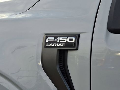 Used 2021 Ford F150 Lariat image 31