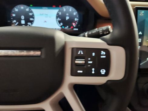 New 2026 Land Rover Defender 110 X-Dynamic SE image 27