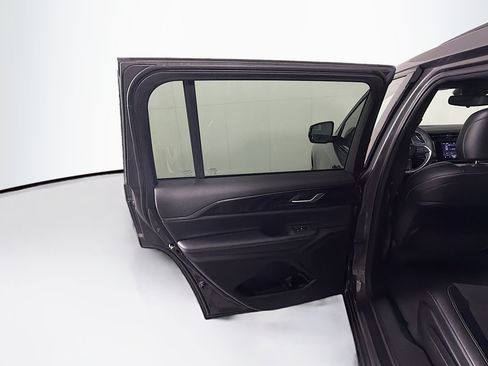 Used 2023 Jeep Grand Cherokee L Laredo RWD image 25