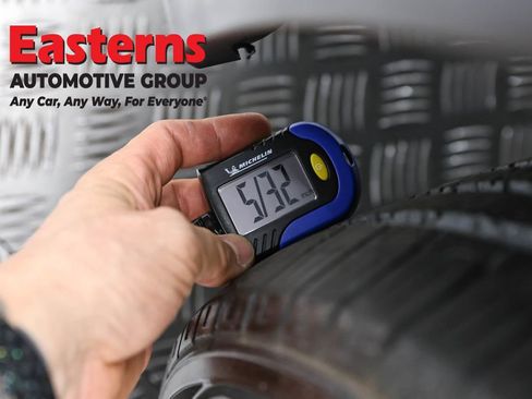 Used 2020 Volkswagen Tiguan S image 27