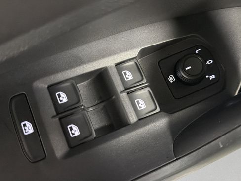 Used 2019 Volkswagen Jetta R-Line FWD image 15