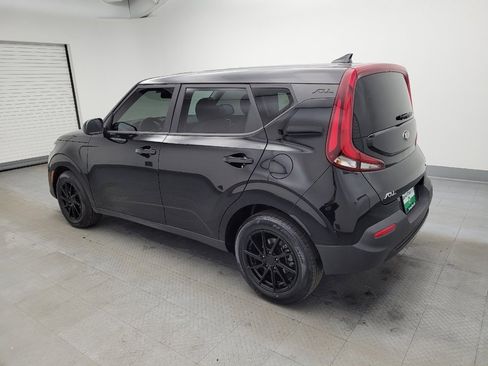 Used 2021 Kia Soul S image 3
