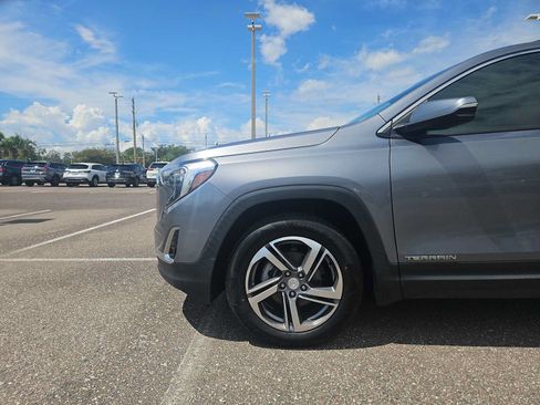 Used 2020 GMC Terrain SLT AWD/4WD image 18