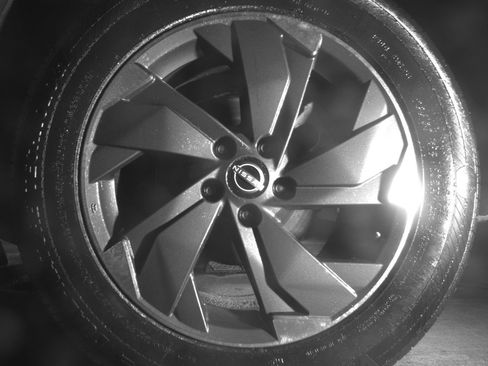 Used 2025 Nissan Rogue SV image 14