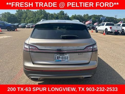 Used 2019 Lincoln Nautilus Reserve FWD image 9
