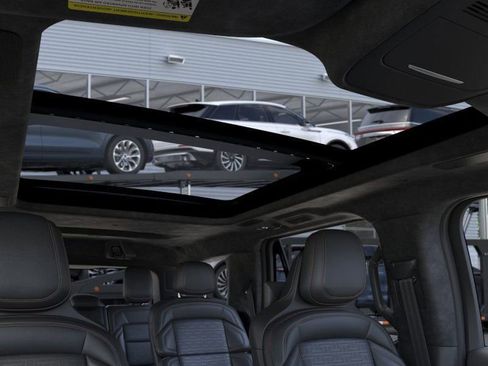 New 2026 Lincoln Navigator Black Label AWD/4WD image 22
