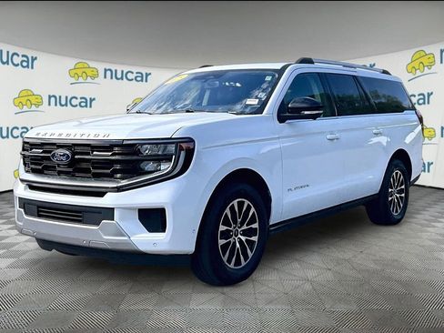 Used 2025 Ford Expedition Max Platinum AWD/4WD image 3