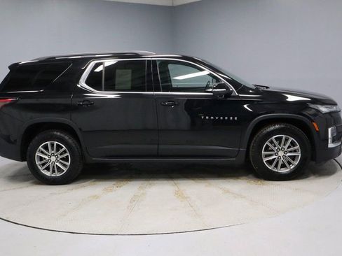 Used 2023 Chevrolet Traverse LT w/ LPO, Floor Liner Package image 6