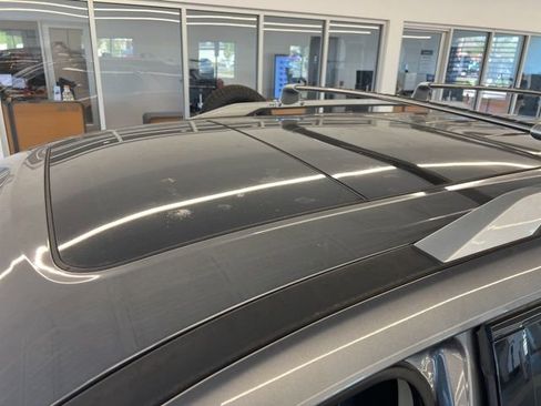 Used 2023 Nissan Pathfinder Platinum w/ Cargo Package image 13