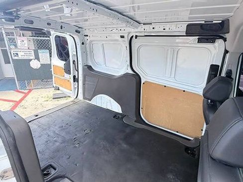 Used 2021 Ford Transit Connect XL FWD image 12