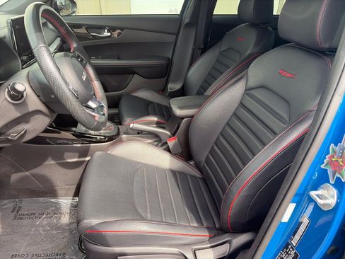 Used 2022 Kia Forte GT FWD image 14