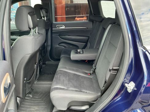 Used 2015 Jeep Grand Cherokee Laredo w/ Quick Order Package 23E AWD/4WD image 14