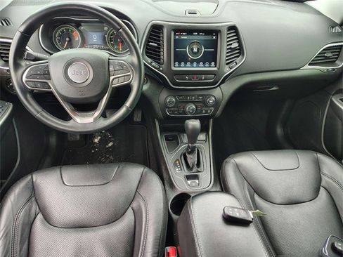 Used 2021 Jeep Cherokee Latitude Lux w/ Comfort/Convenience Group image 15